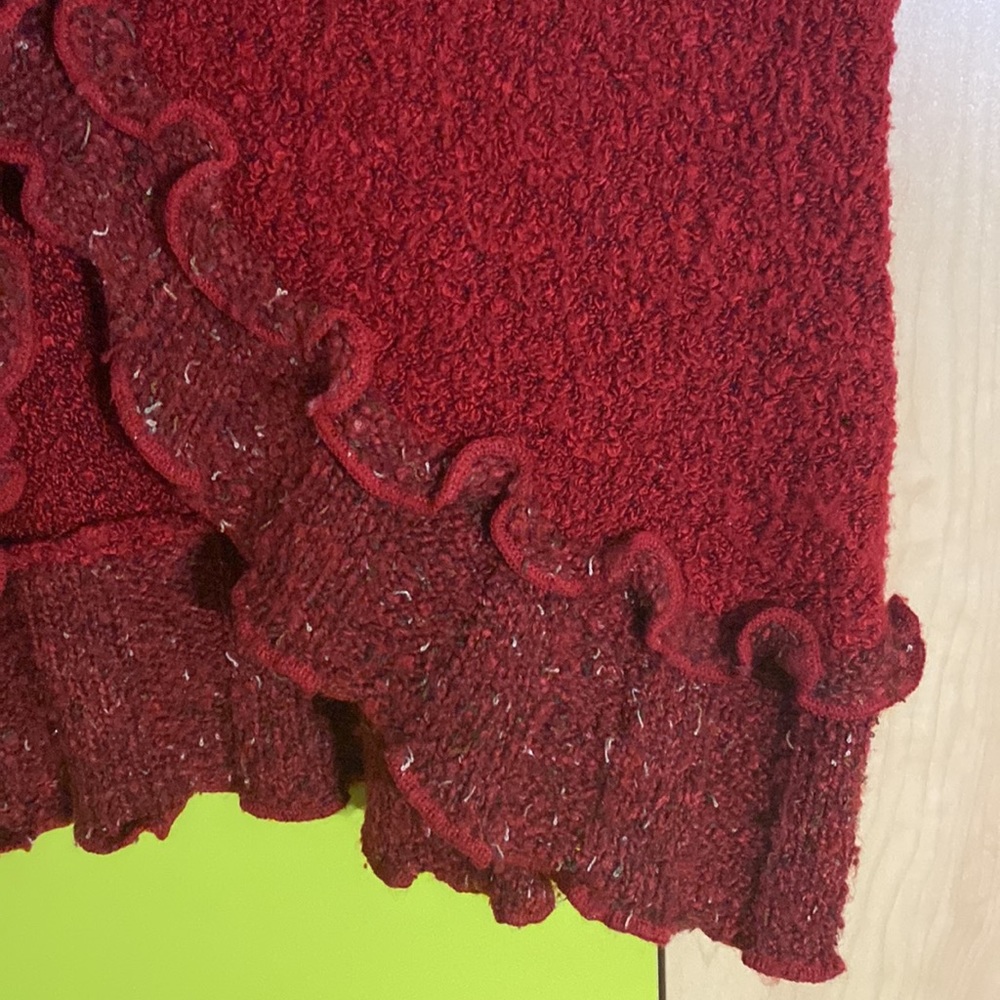 Women’s Ruffled Knitted Cardigan - Picture 8 of 10